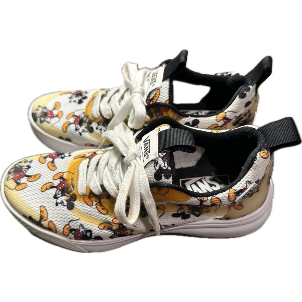 VANS X Disney UltraRange Mickey Mouse Shoes Womens 7  Mens 5.5